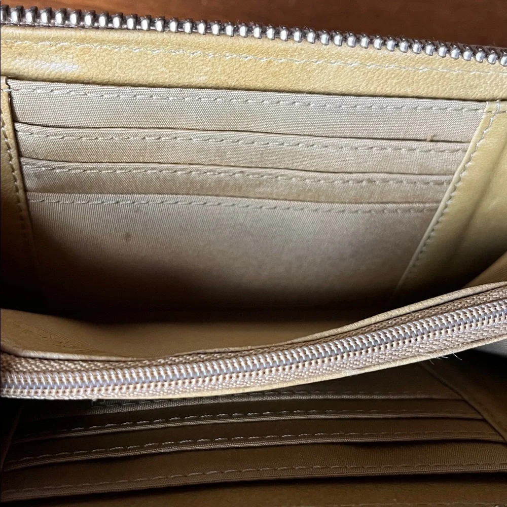 RACHEL Rachel Roy Zip Around Wallet Wrislet